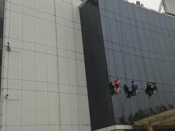 深圳专业外墙清洗与保洁服务 图光明、松岗及公明公司介绍